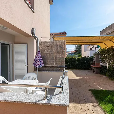 Apartment In 12394 Baska (Krk)