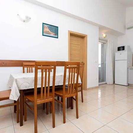 Apartment In 12394